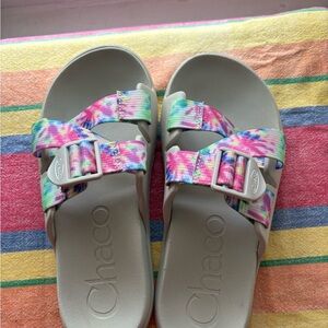 LAST CALL - EUC Chaco Chillos Tie Dye Slides